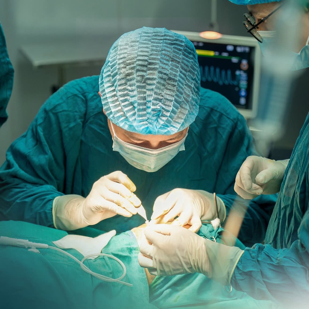 04 — THỰC HIỆN: Chuyên môn, kỹ thuật và sự chính xác được đặt trong cùng một tiêu chuẩn.